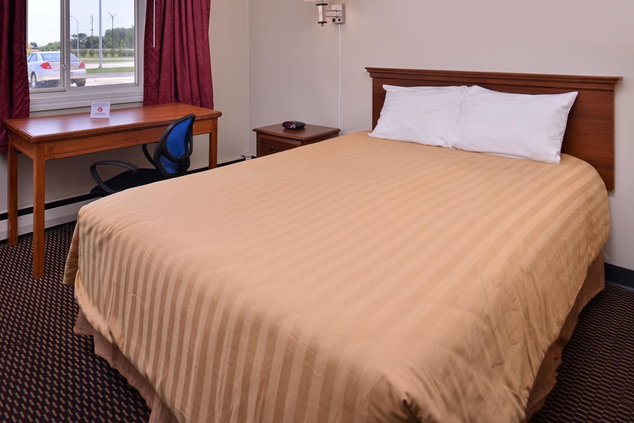Red Carpet Inn Worthington ภายนอก รูปภาพ